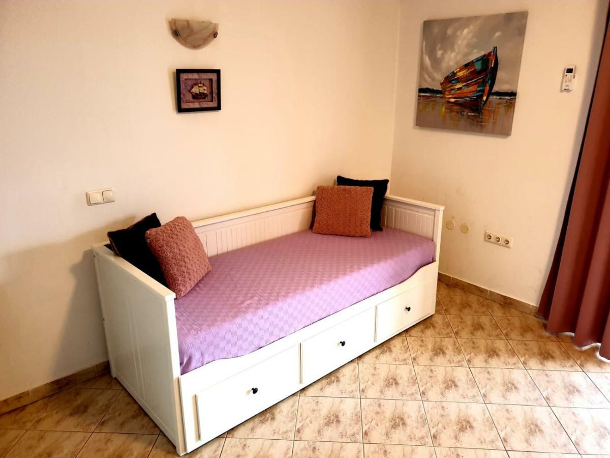 Paras Zečevo Exteriér fotografie