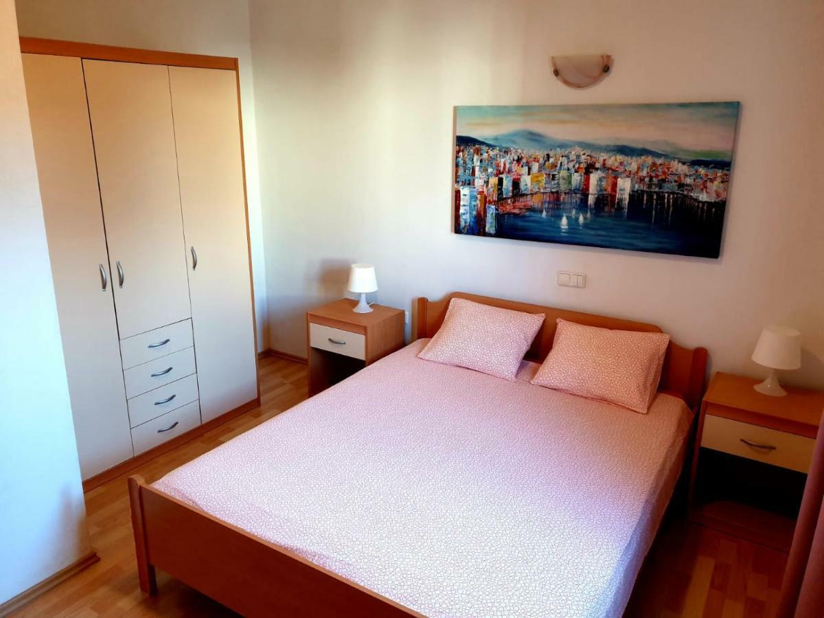 Paras Zečevo Exteriér fotografie